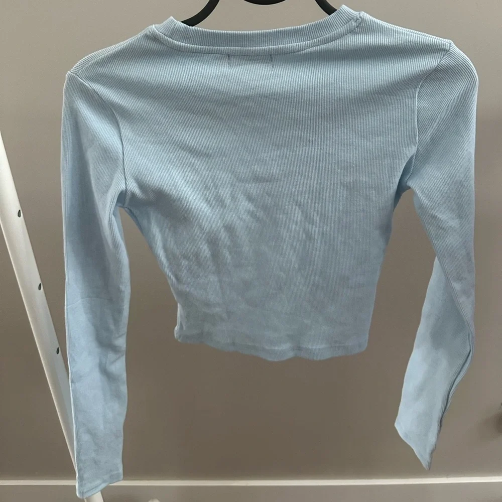 Edikted Coffee Break Sky Blue Long Sleeve Top - Picture 5 of 5